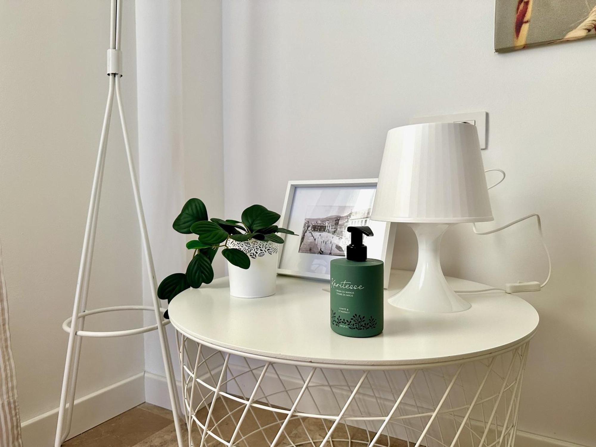 Pambnb - Cozy Refurbished City Center Apartment سانتا كروز دي تينيريف المظهر الخارجي الصورة